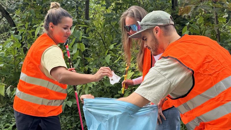 Zusammen aufräumen. Der SSV nimmt am World Cleanup Day teil.