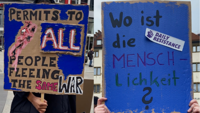 Demoplakat mit der Aufschrift "Wo ist die Menschlichkeit"